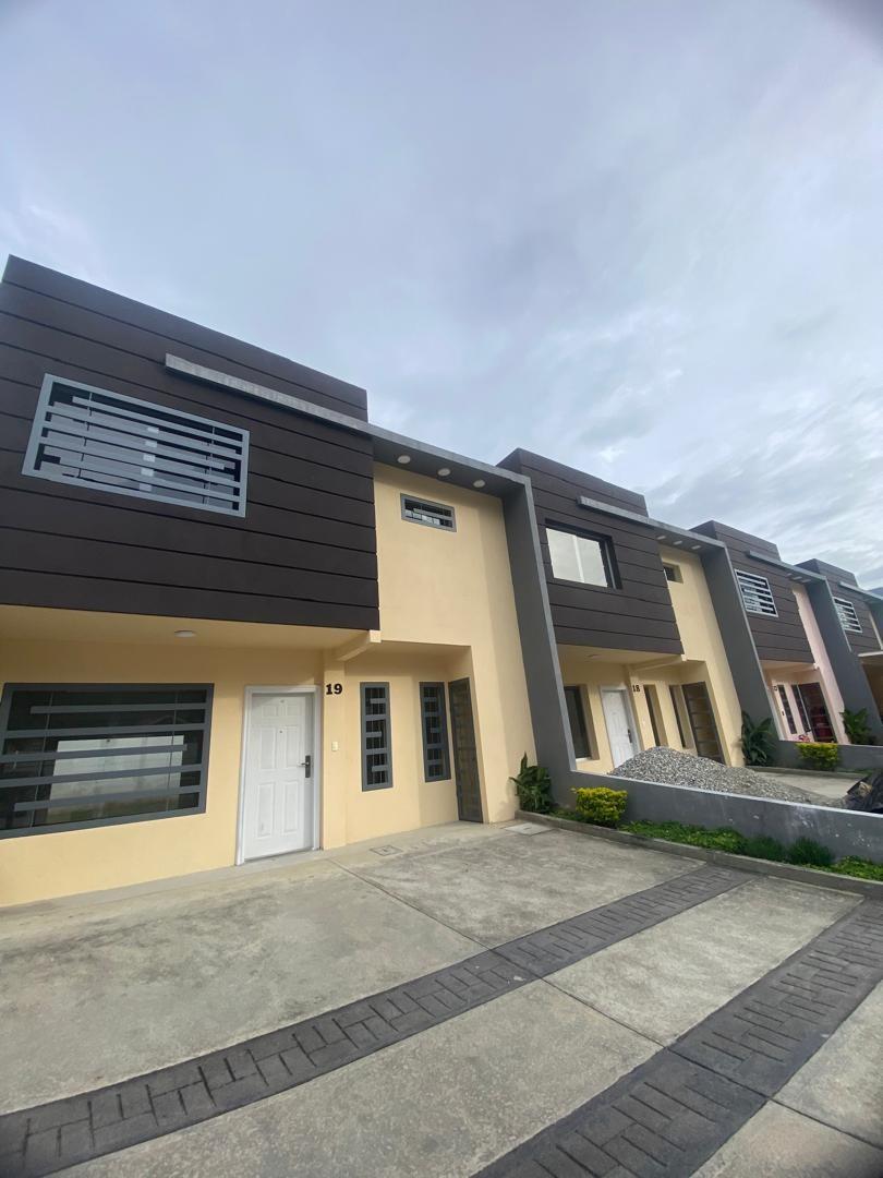 Townhouse en Venta - Jardines Metropolitanos - Zumba - Mérida - Estado Mérida
