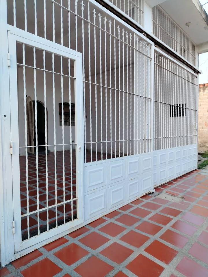Casa en venta - Urb. San Antonio - Palo Negro - Aragua